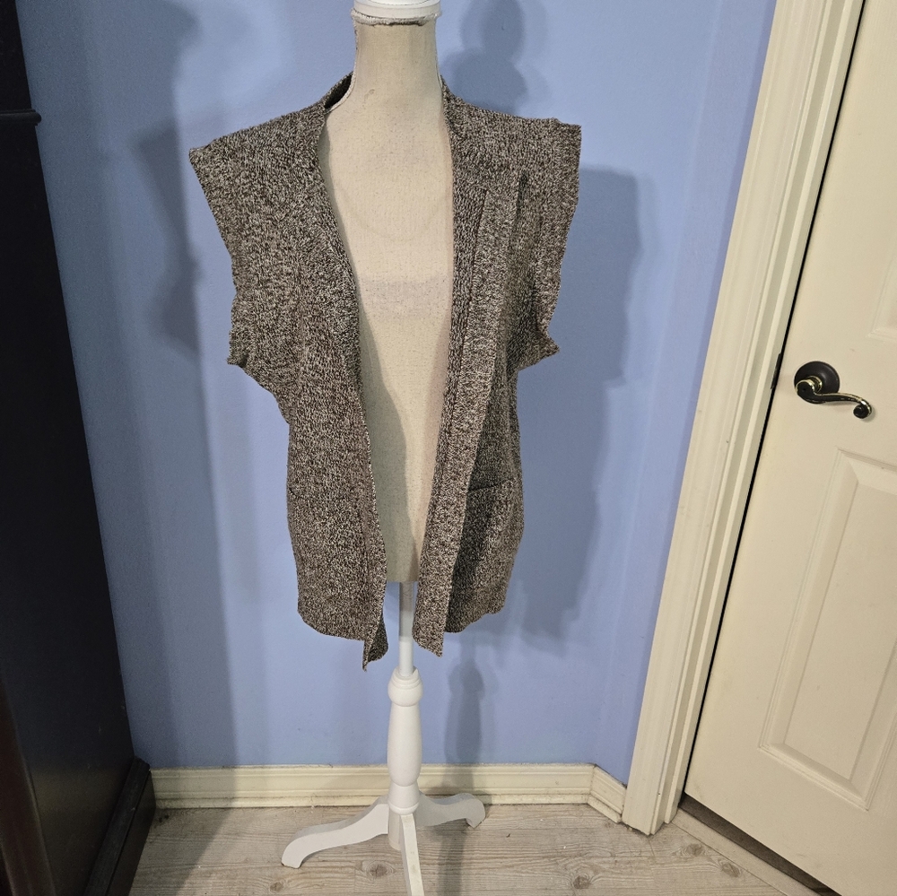 FL Collection Size 2x Sweater